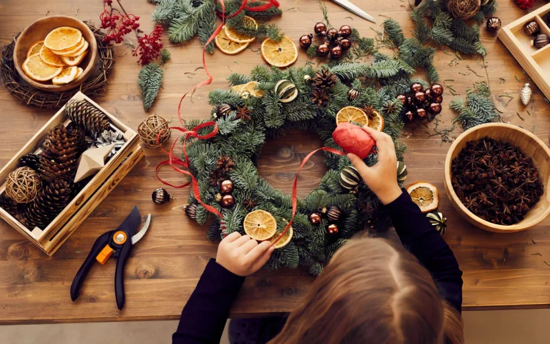 تزیین درخت کریسمس