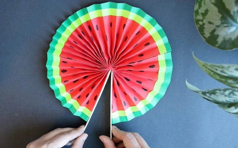 هندوانه بادبزنی (آویز سهگوش)