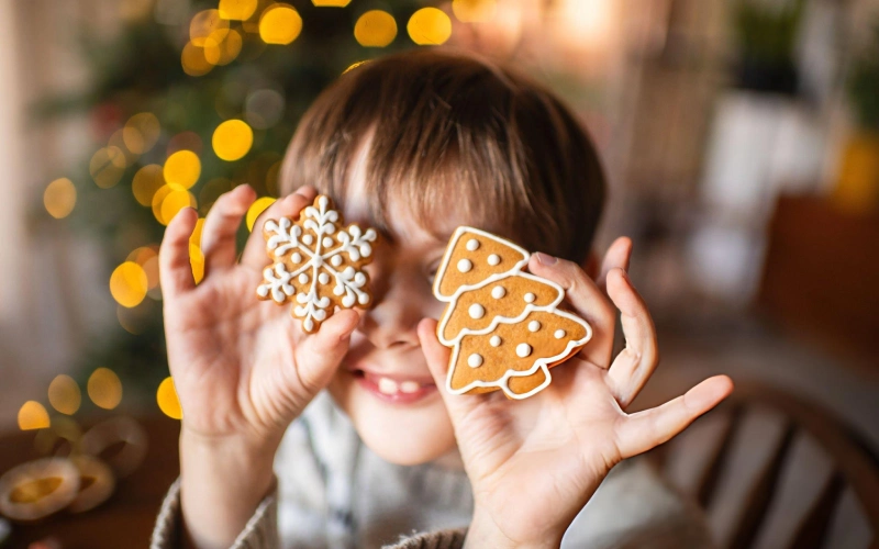 فعالیت‌های کریسمسی برای کودکان و بزرگسالان